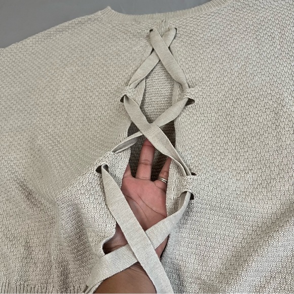 New York and Company Soho Tan Knit Sweater cross back Size XL - Picture 5 of 14